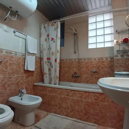 Apartment Cozy & Spacious Flat - City Centre Wilson Square *