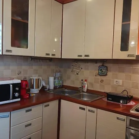 Cozy & Spacious Flat - City Centre Wilson Square Apartment *