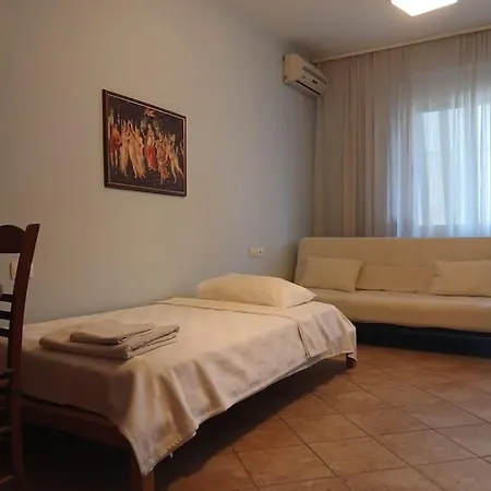 Cozy & Spacious Flat - City Centre Wilson Square Apartment *