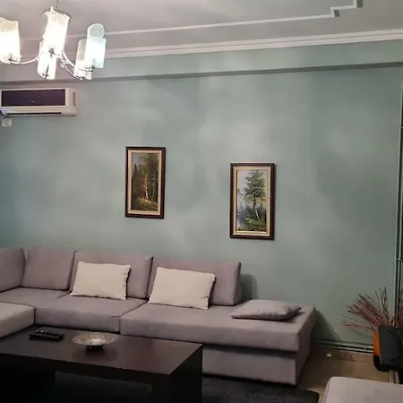 Apartment Cozy & Spacious Flat - City Centre Wilson Square Tirana